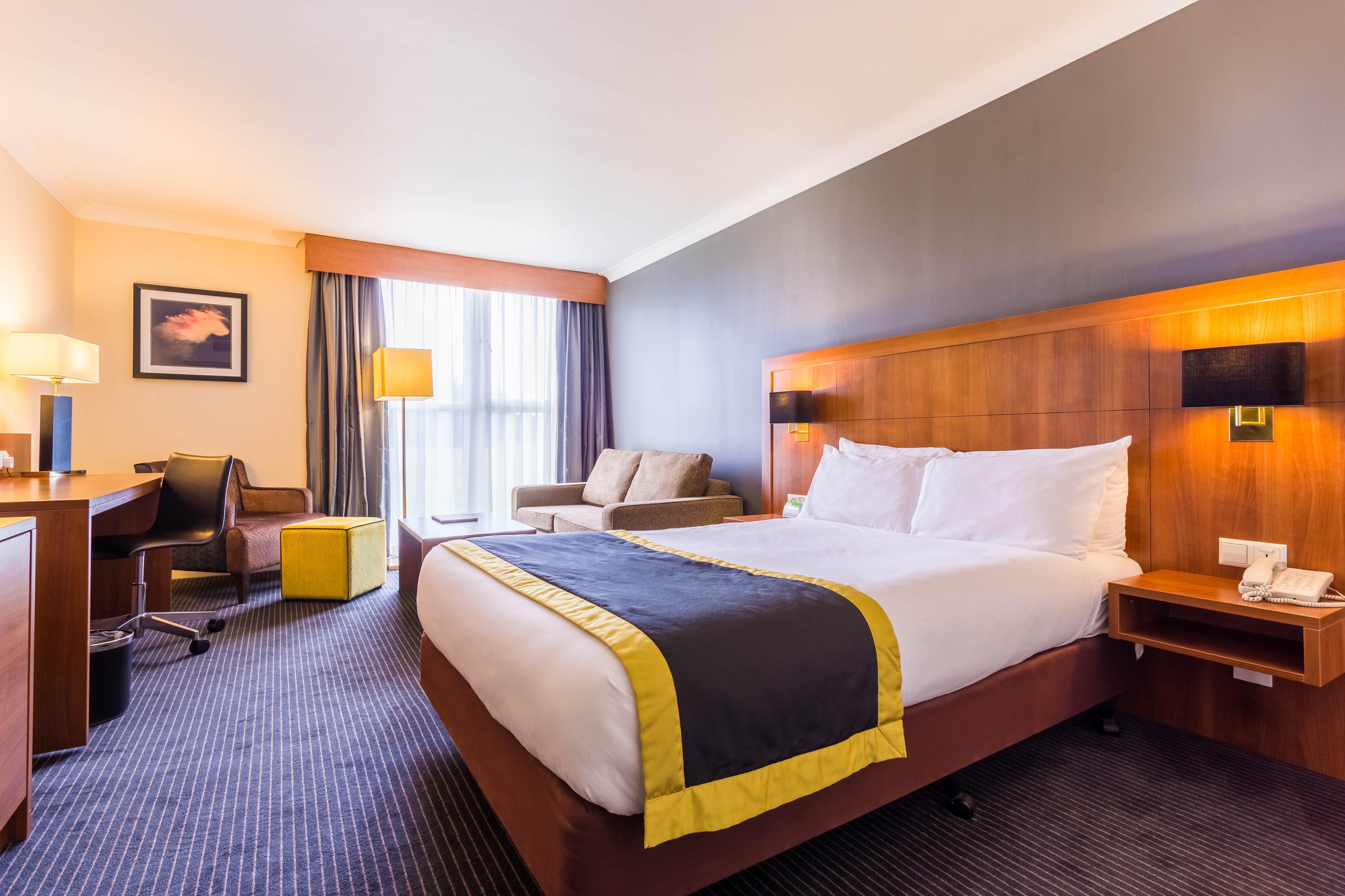 Holiday Inn Newcastle Gosforth Park By Ihg Seaton Burn Buitenkant foto