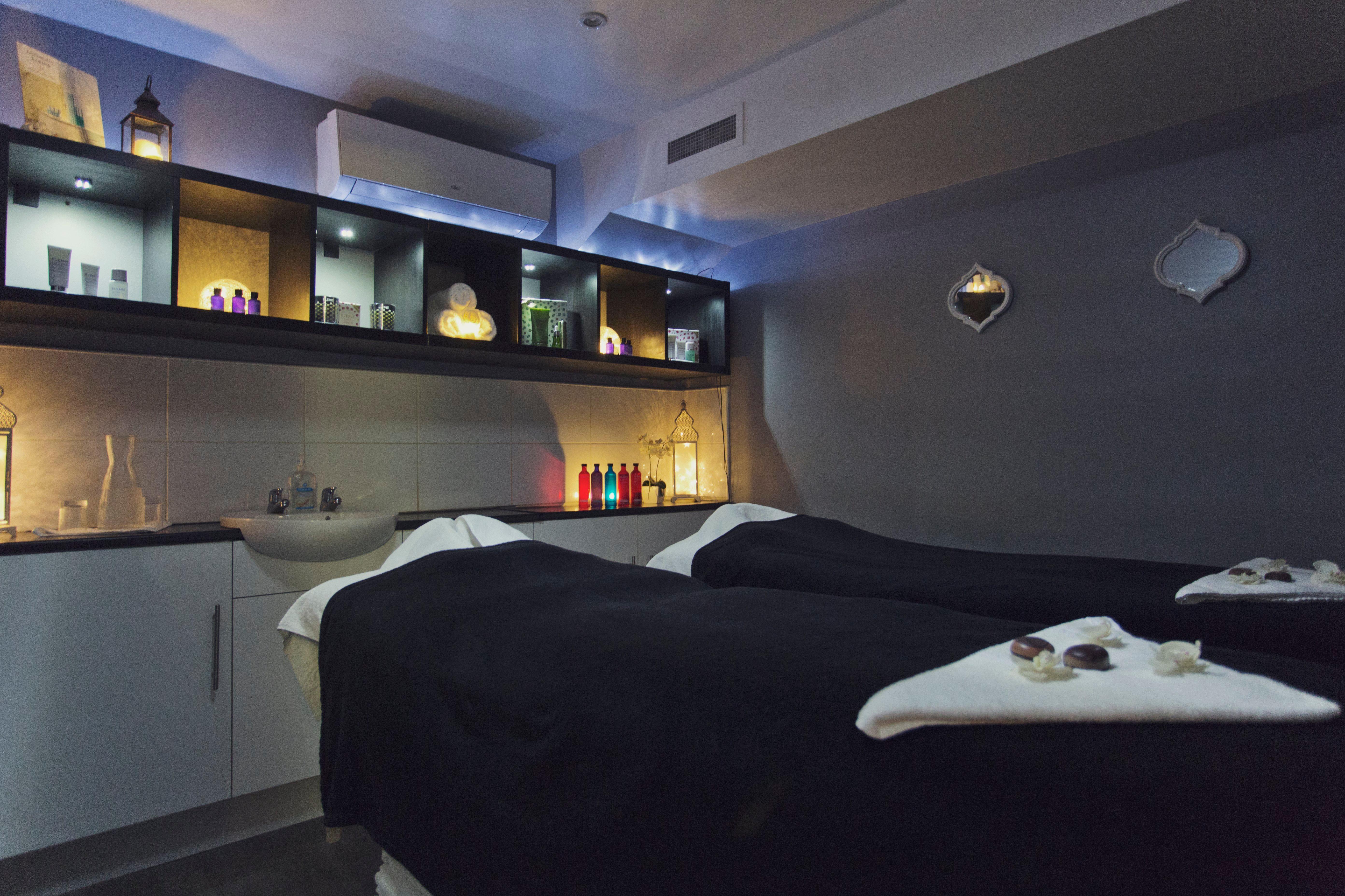 Holiday Inn Newcastle Gosforth Park By Ihg Seaton Burn Buitenkant foto