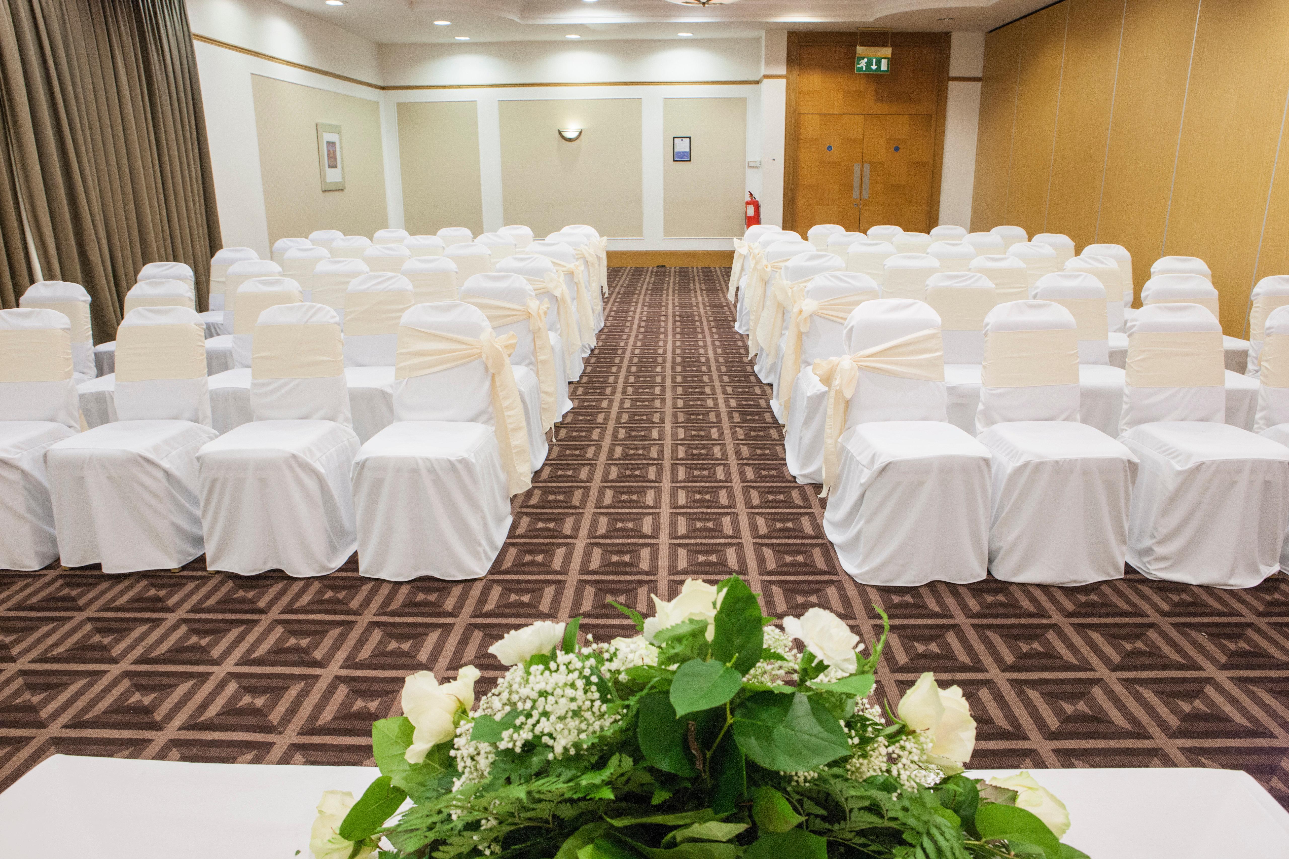 Holiday Inn Newcastle Gosforth Park By Ihg Seaton Burn Buitenkant foto