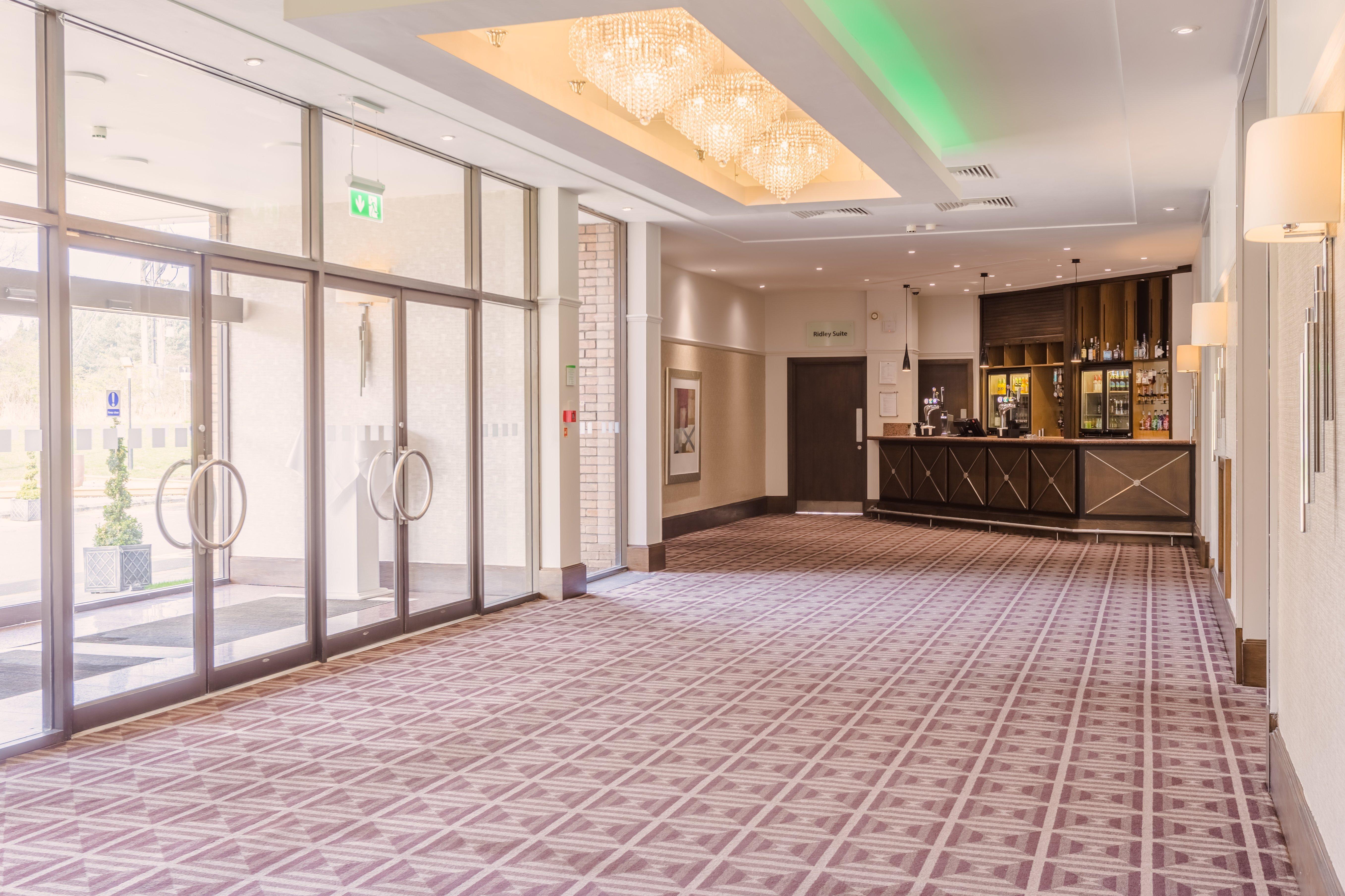 Holiday Inn Newcastle Gosforth Park By Ihg Seaton Burn Buitenkant foto