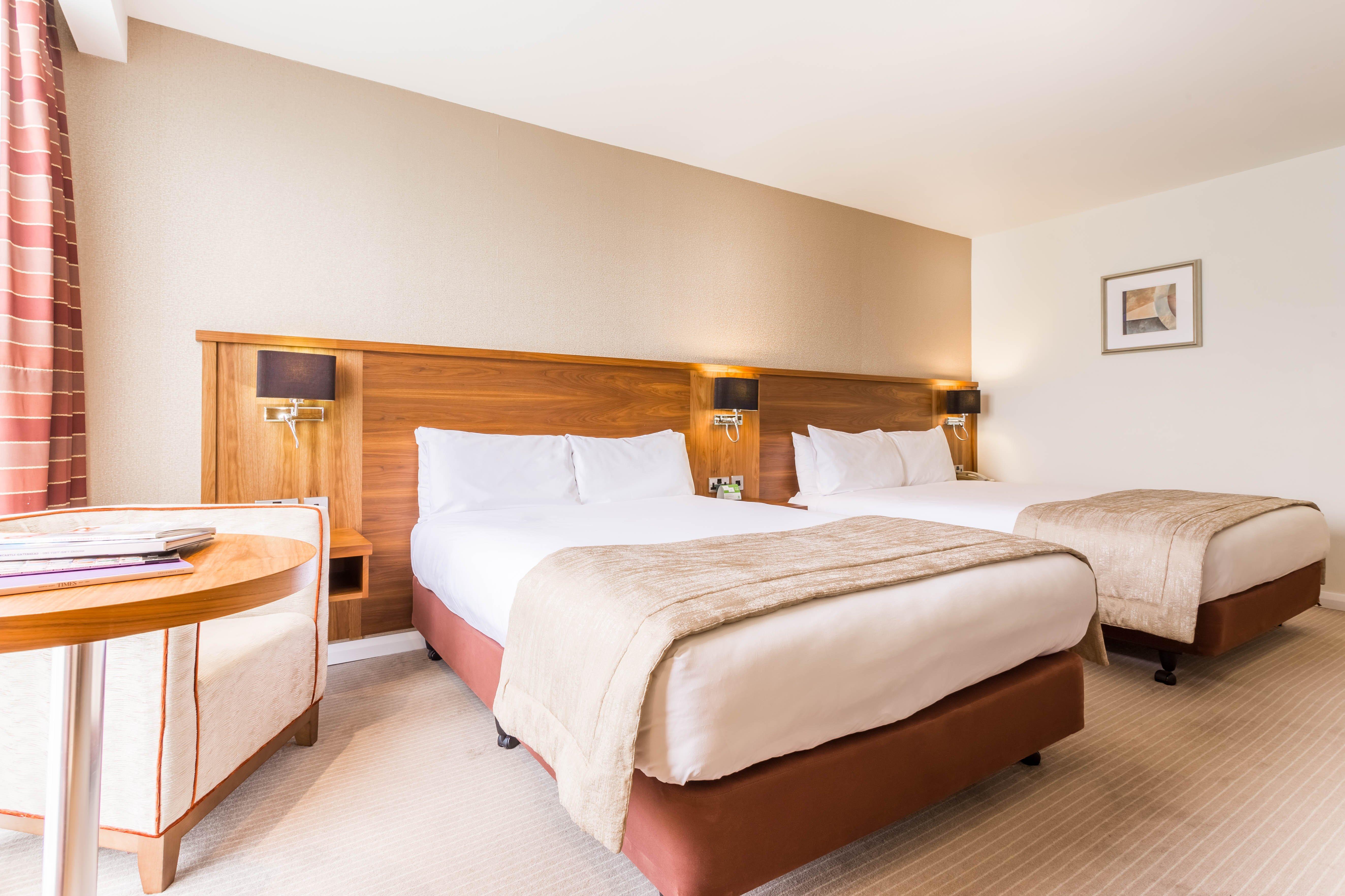 Holiday Inn Newcastle Gosforth Park By Ihg Seaton Burn Buitenkant foto