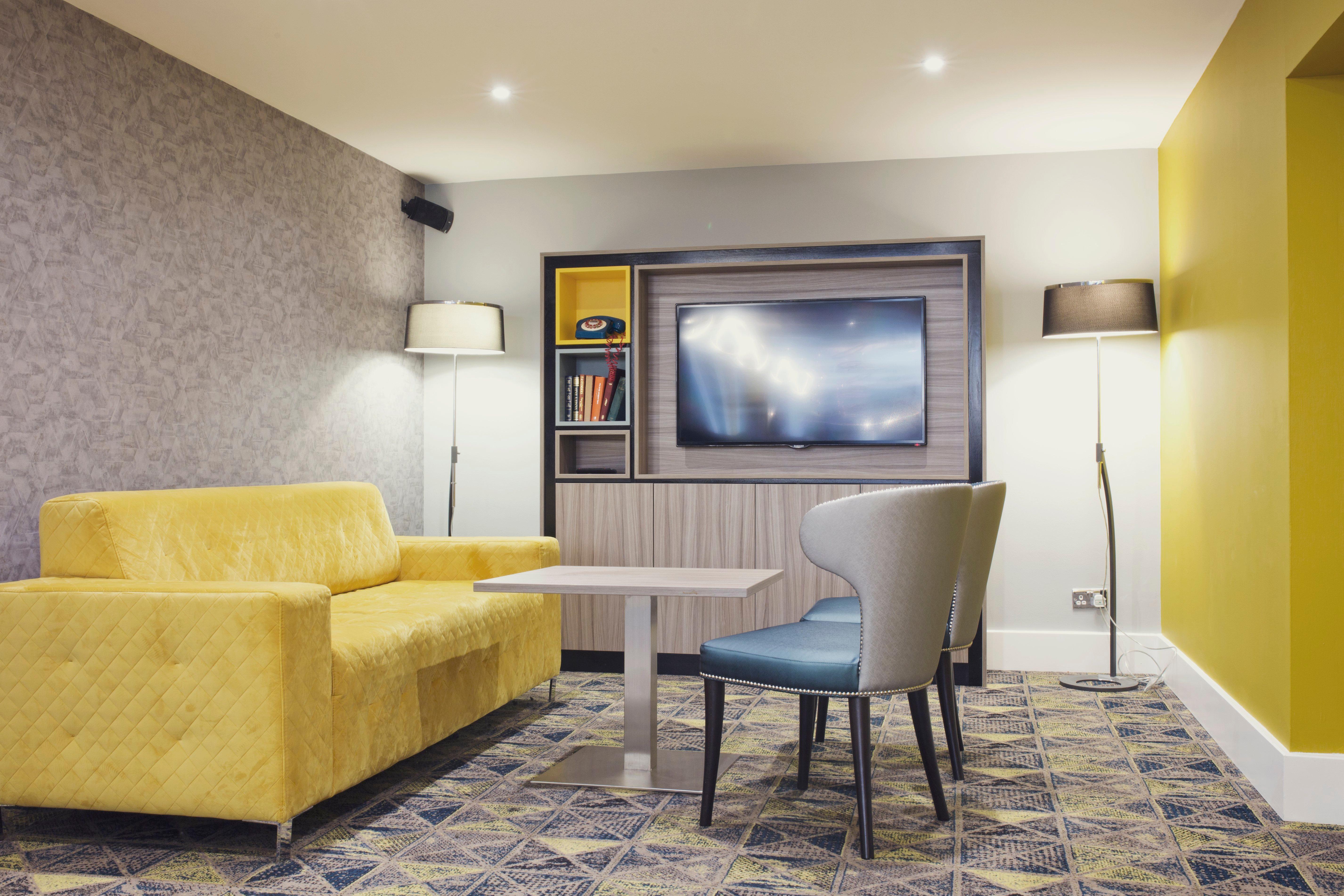 Holiday Inn Newcastle Gosforth Park By Ihg Seaton Burn Buitenkant foto
